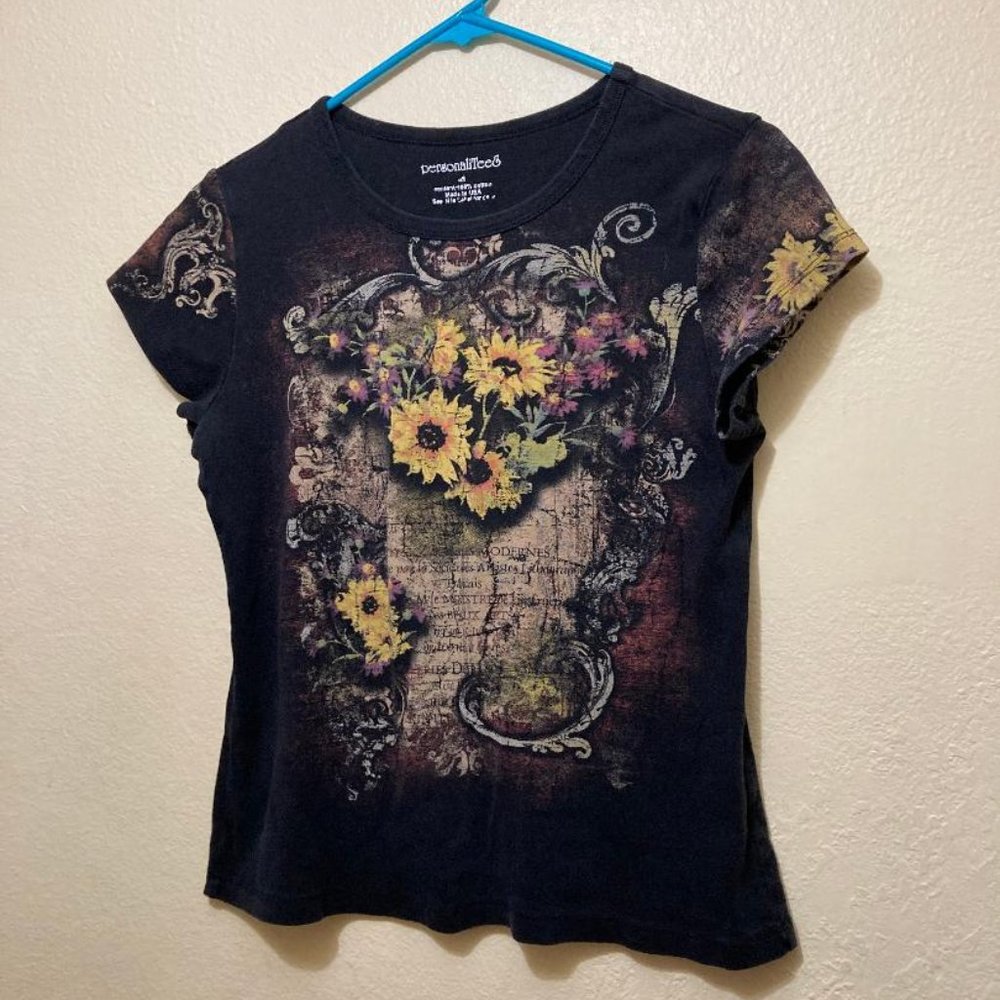 Vintage Y2K PersonaliTees Black Sunflower Babydoll Tee Shirt Size Medium